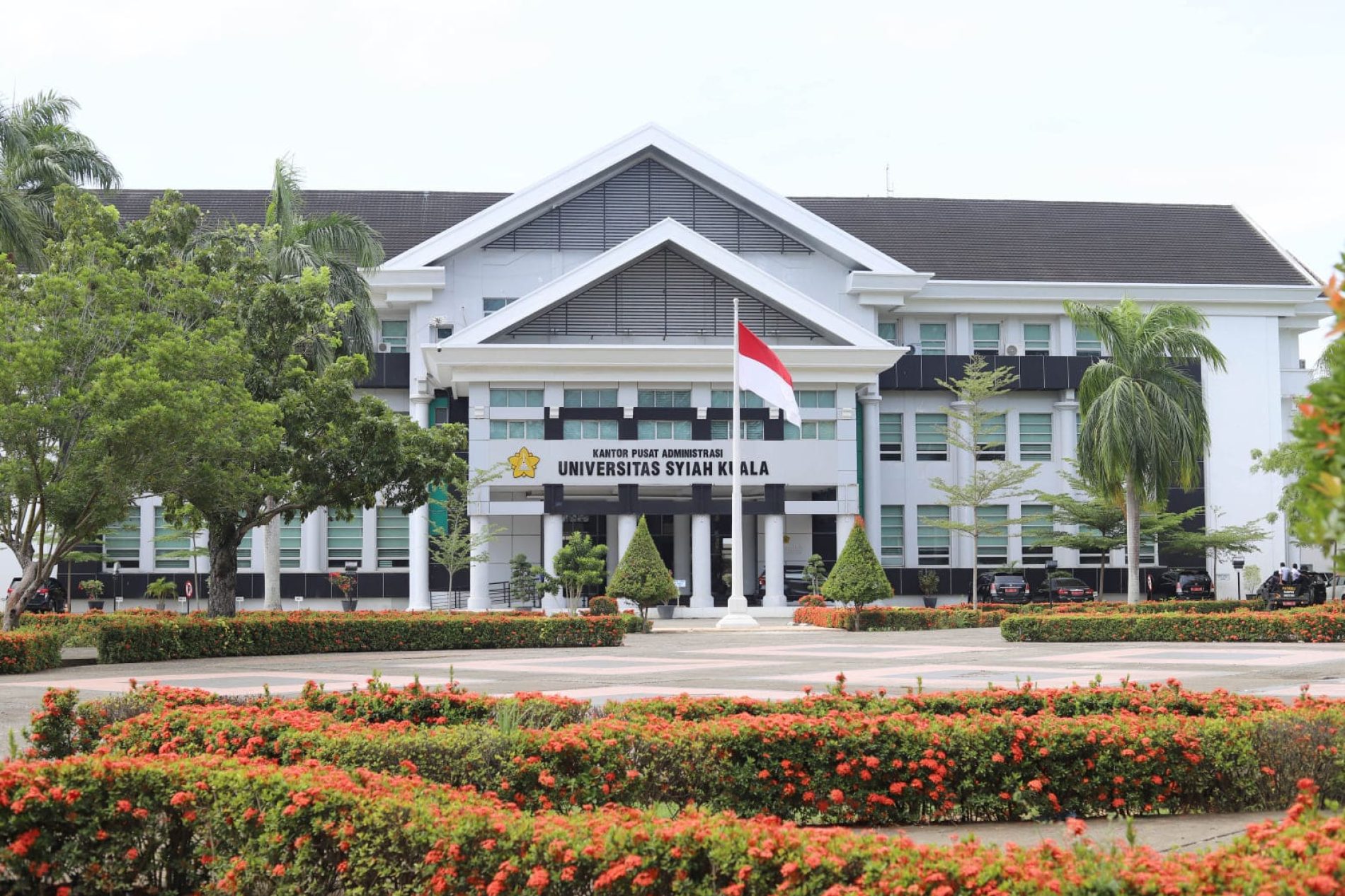 Hadir Di Universitas Syiah Kuala Banda Aceh, Wamen Ketenagakerjaan ...